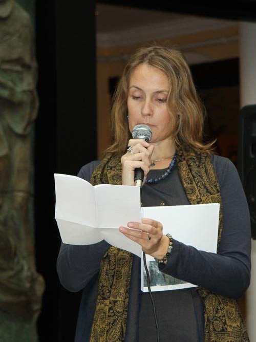 Иллюстрация: «Поэтическая среда»: Татьяна Грауз