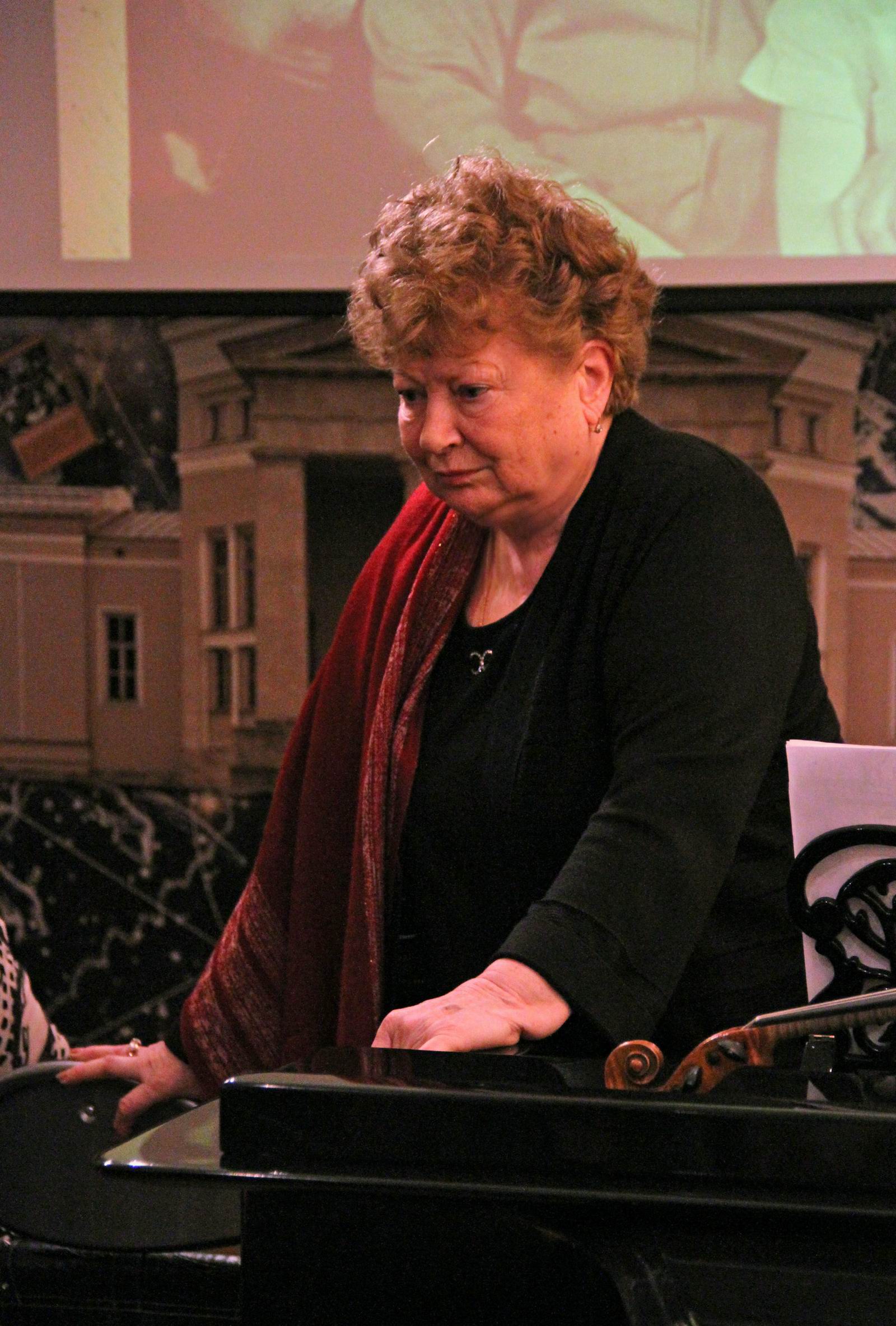 Иллюстрация: Галина Арбузова: «Таруса Паустовского»